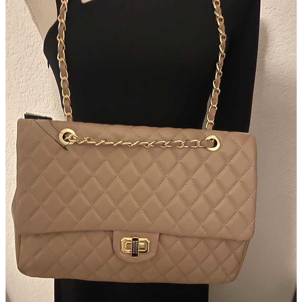 Badgley Mischka Beige Medium Quilted Shoulder Bag